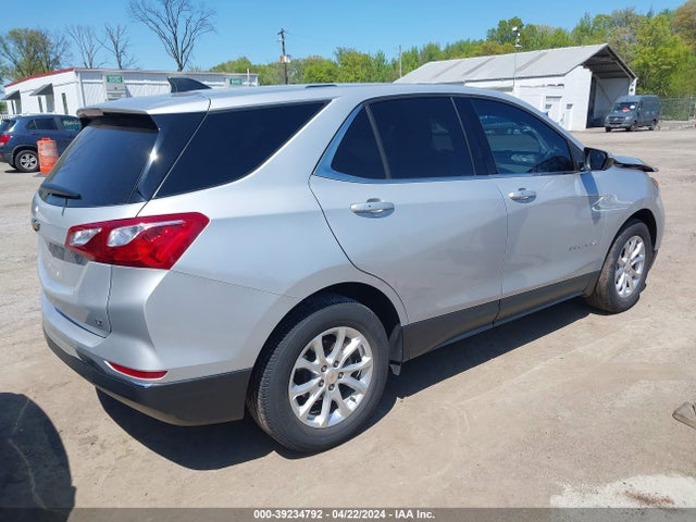 Chevrolet EQUINOX LT 2019 2GNAXKEV5K6103450 Image 4