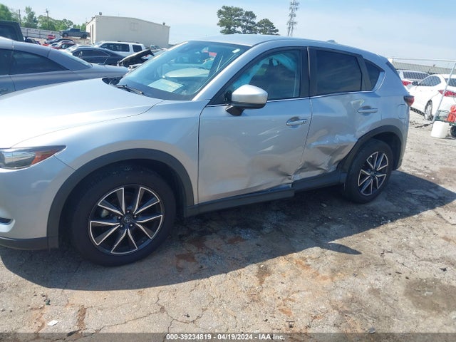 Mazda Cx-5 Touring 2018 JM3KFACMXJ1452990 Image 6