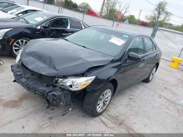 Toyota CAMRY LE 2015 4T4BF1FK3FR455711 Image 2