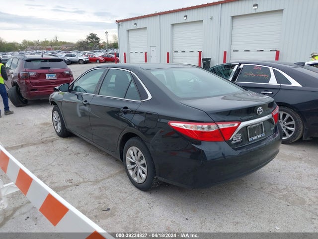 Toyota CAMRY LE 2015 4T4BF1FK3FR455711 Image 3