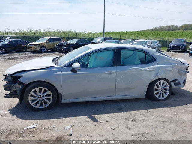 Toyota CAMRY LE 2023 4T1R11AK2PU186701 Image 13