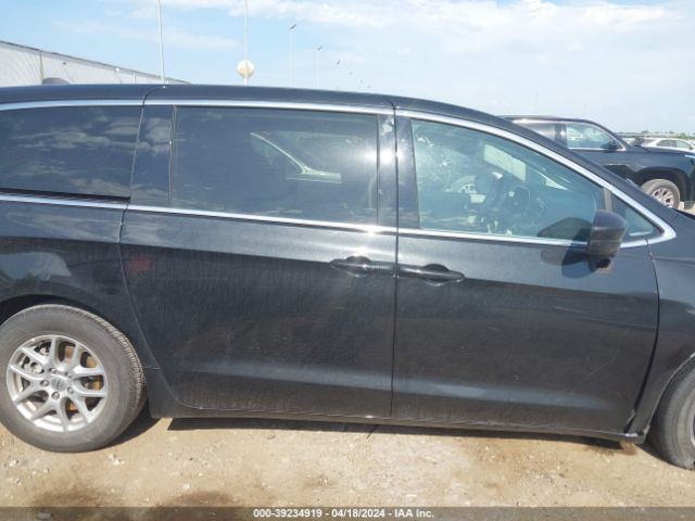 2C4RC1CG2PR534534 Chrysler Voyager Lx