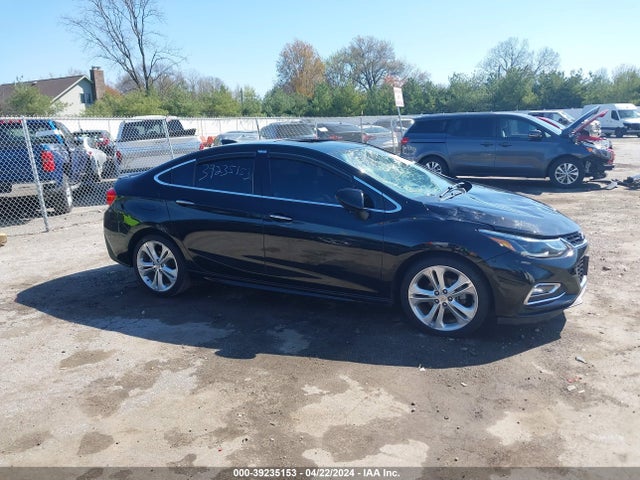 Chevrolet Cruze Premier Auto 2018 1G1BF5SM4J7102424 Image 13