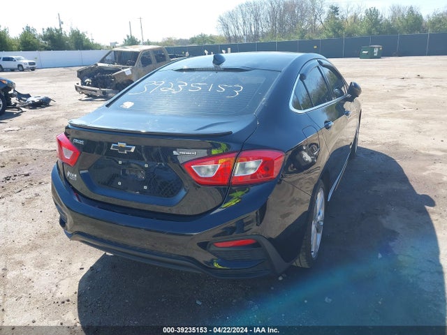 Chevrolet Cruze Premier Auto 2018 1G1BF5SM4J7102424 Image 4