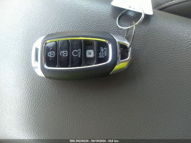 KMHLM4AG0MU066160 Hyundai ELANTRA SEL