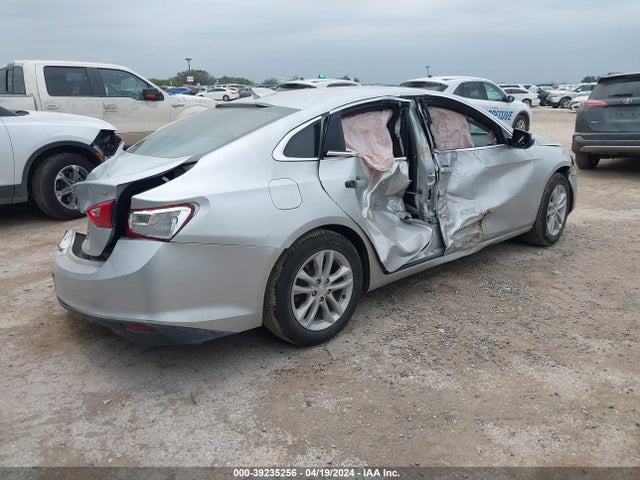 Chevrolet MALIBU LT 2018 1G1ZD5ST3JF124898 Image 4