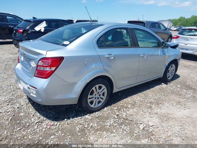 Chevrolet Sonic Ls Auto 2017 1G1JB5SH6H4148780 Image 4