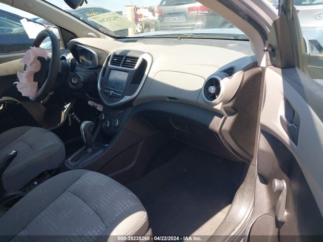 Chevrolet Sonic Ls Auto 2017 1G1JB5SH6H4148780 Image 5