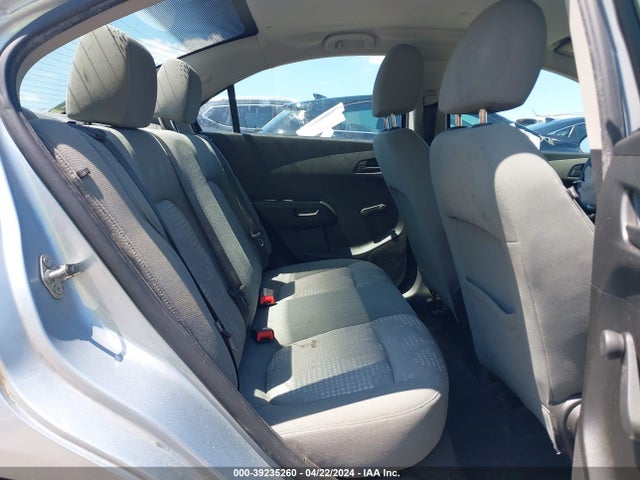 Chevrolet Sonic Ls Auto 2017 1G1JB5SH6H4148780 Image 8