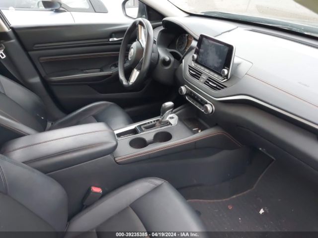 1N4BL4CV6KC160776 Nissan Altima 2.5 Sr
