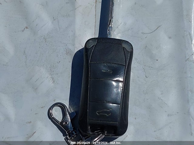 2004 PORSCHE CAYENNE WP1AB29P04LA77061 Photo 10