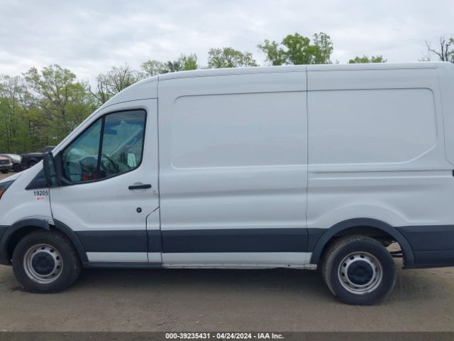 1FTYE1CM1KKA05322 Ford Transit-150