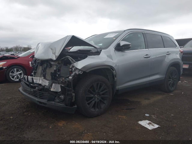 Toyota Highlander Se 2019 5TDKZRFH2KS555855 Image 2