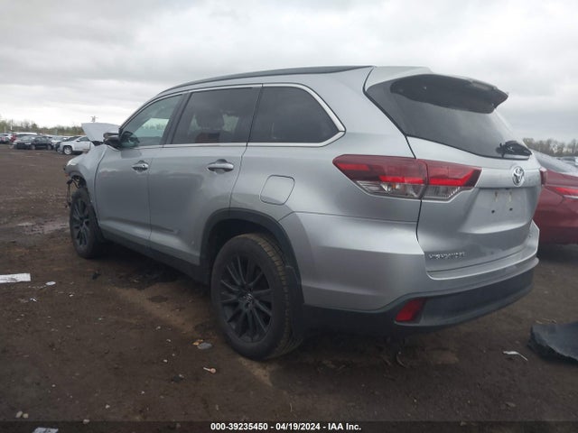Toyota Highlander Se 2019 5TDKZRFH2KS555855 Image 3