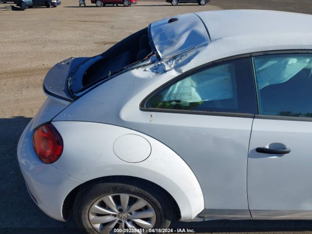 3VWFD7AT8JM709402 Volkswagen Beetle 2.0t Coast/2.0t S