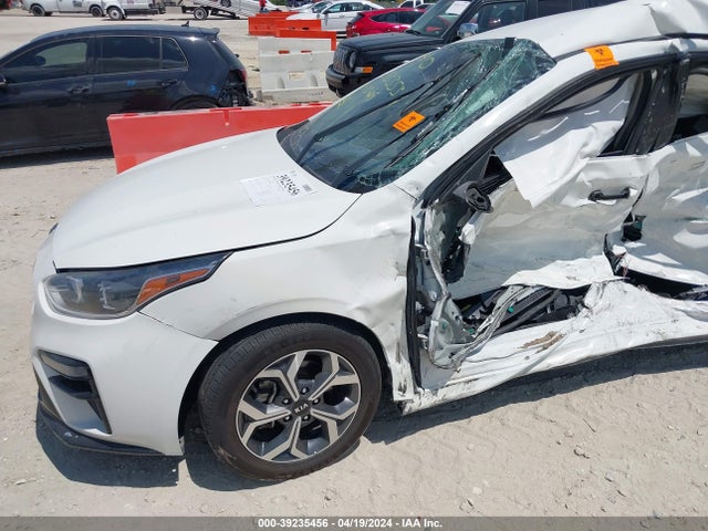 3KPF24AD0KE128679 KIA Forte Lxs