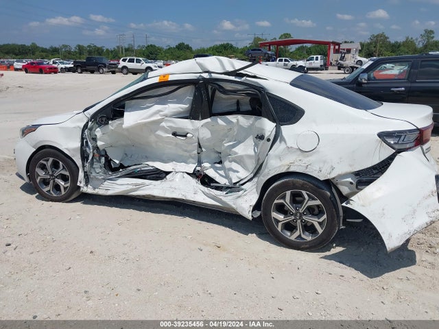3KPF24AD0KE128679 KIA Forte Lxs
