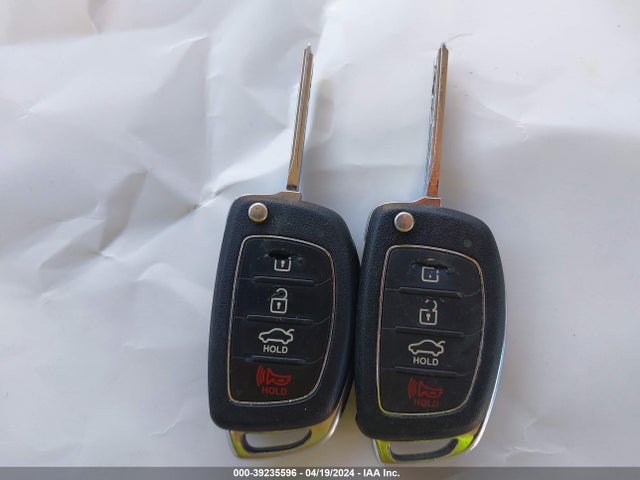 Hyundai SONATA SE 2015 5NPE24AF6FH237713 Image 11