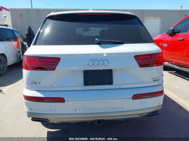 WA1LAAF73JD008134 Audi Q7 3.0t Premium