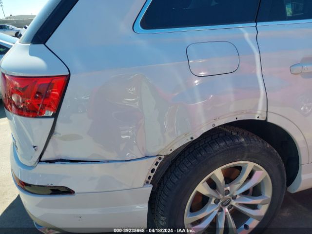 WA1LAAF73JD008134 Audi Q7 3.0t Premium