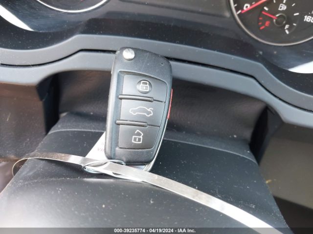 WA1EFCFS7GR006697 Audi Q3 2.0t Premium Plus