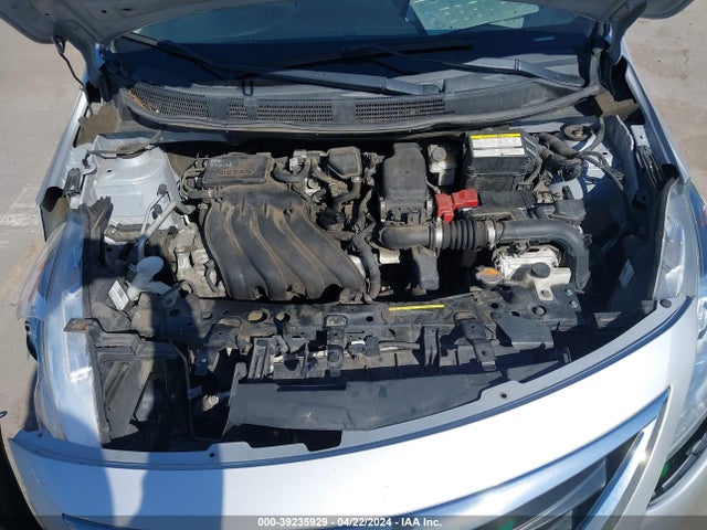 Nissan Versa 1.6 Sv 2018 3N1CN7AP3JL877754 Image 10