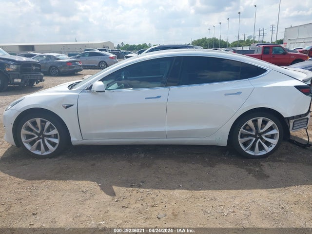 Tesla Model 3 Long Range/mid Range/standard Range/standard Range Plus 2019 5YJ3E1EA8KF332875 Image 14