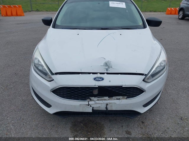 Ford FOCUS S 2017 1FADP3E29HL245002 Image 6