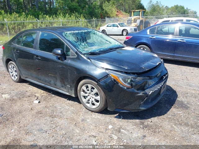 Toyota COROLLA LE 2021 5YFEPMAE2MP240679 головне зображення