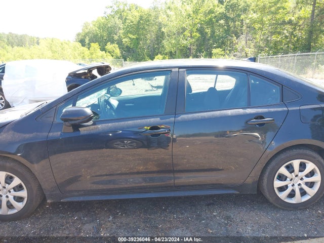 Toyota COROLLA LE 2021 5YFEPMAE2MP240679 Image 13