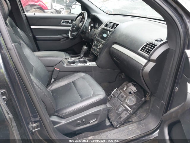 Ford EXPLORER XLT 2017 1FM5K8D83HGB26141 Image 5