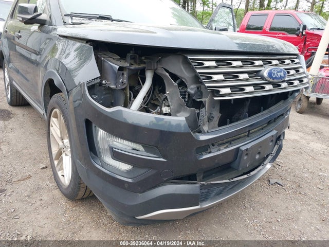 Ford EXPLORER XLT 2017 1FM5K8D83HGB26141 Image 6