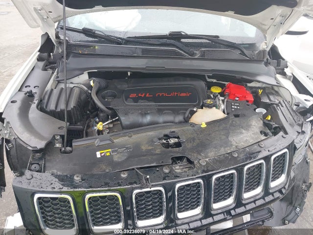 3C4NJDBB7KT670160 Jeep Compass Latitude 4x4