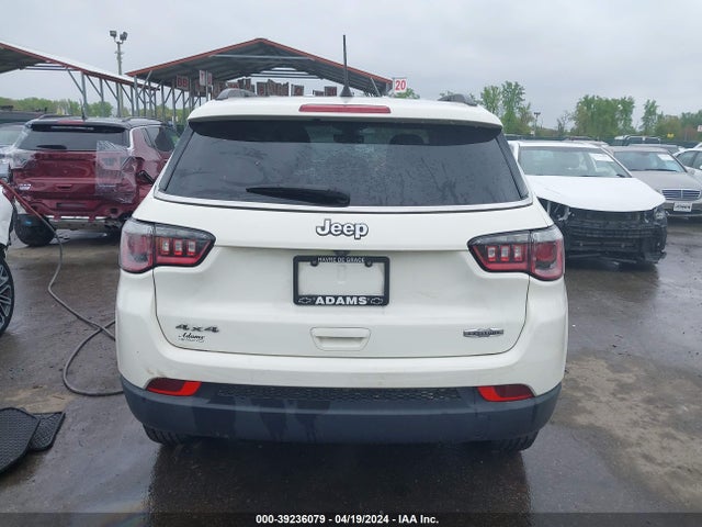 3C4NJDBB7KT670160 Jeep Compass Latitude 4x4