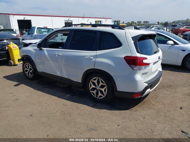 JF2SKAEC5NH427454 Subaru Forester
