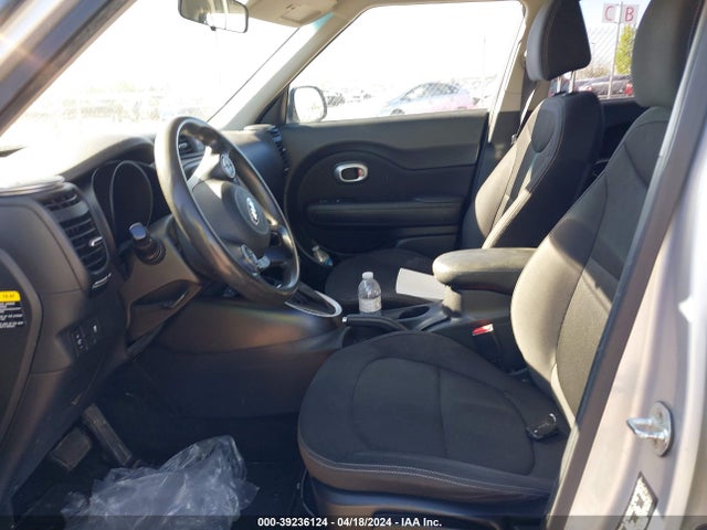 KIA Soul 2017 KNDJN2A22H7413039 Image 5