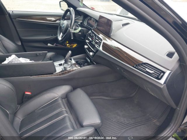 WBAJA7C59KWW06735 BMW 530i Xdrive