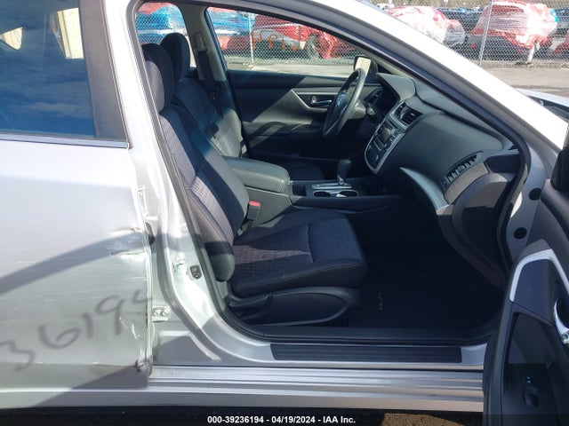 Nissan Altima 2.5 S 2017 1N4AL3AP6HC131216 Image 5