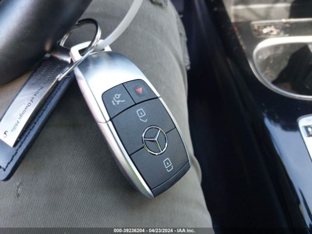 W1K3G4FB1LJ214699 Mercedes-Benz A 220 4matic