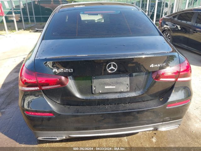 W1K3G4FB1LJ214699 Mercedes-Benz A 220 4matic