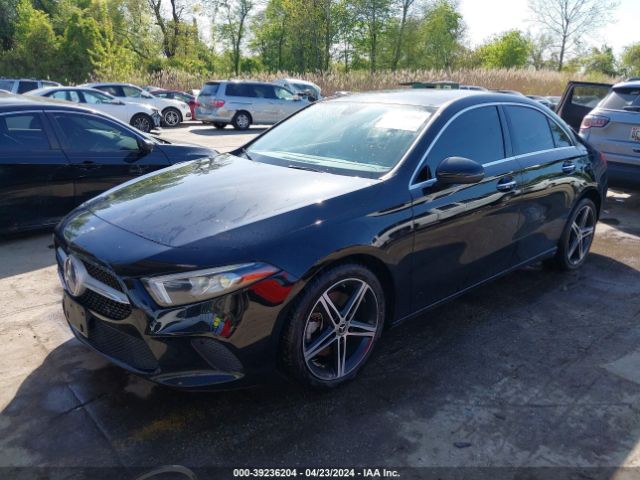 W1K3G4FB1LJ214699 Mercedes-Benz A 220 4matic