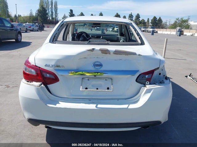 Nissan Altima 2.5 S 2018 1N4AL3AP9JC155872 Image 16