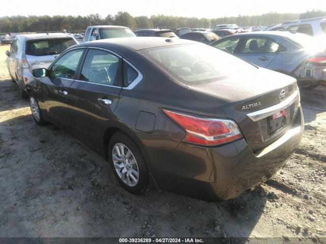 Nissan Altima 2.5 S 2015 1N4AL3AP0FC249954 Image 3