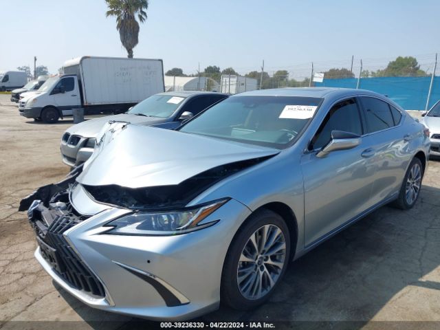 58ADA1C12NU014916 Lexus ES 300H