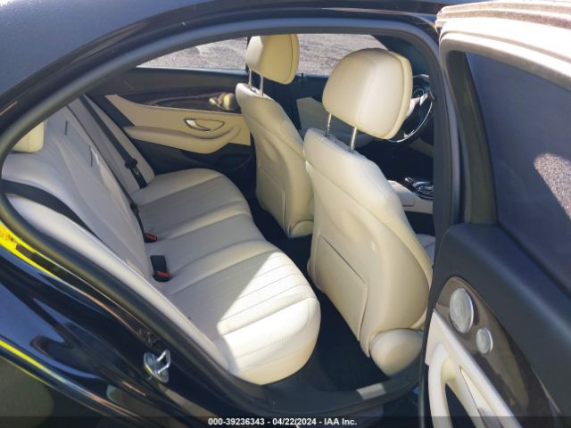 WDDZF4JB7HA285918 Mercedes-Benz E 300