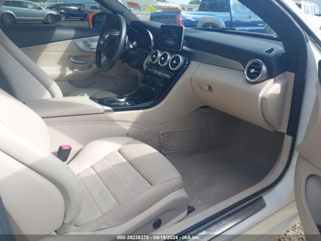 WDDWJ4JB4HF591754 Mercedes-Benz C 300