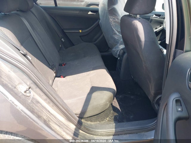 3VW2K7AJ1EM320920 Volkswagen Jetta 2.0l S