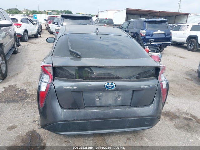 Toyota Prius Two 2016 JTDKBRFU8G3023214 Image 16