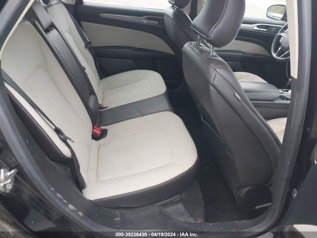 Ford FUSION SE 2019 3FA6P0HD1KR161396 Image 8