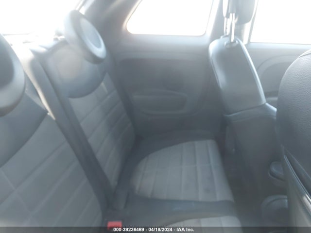 2013 FIAT 500 3C3CFFBR4DT674417 Photo 7